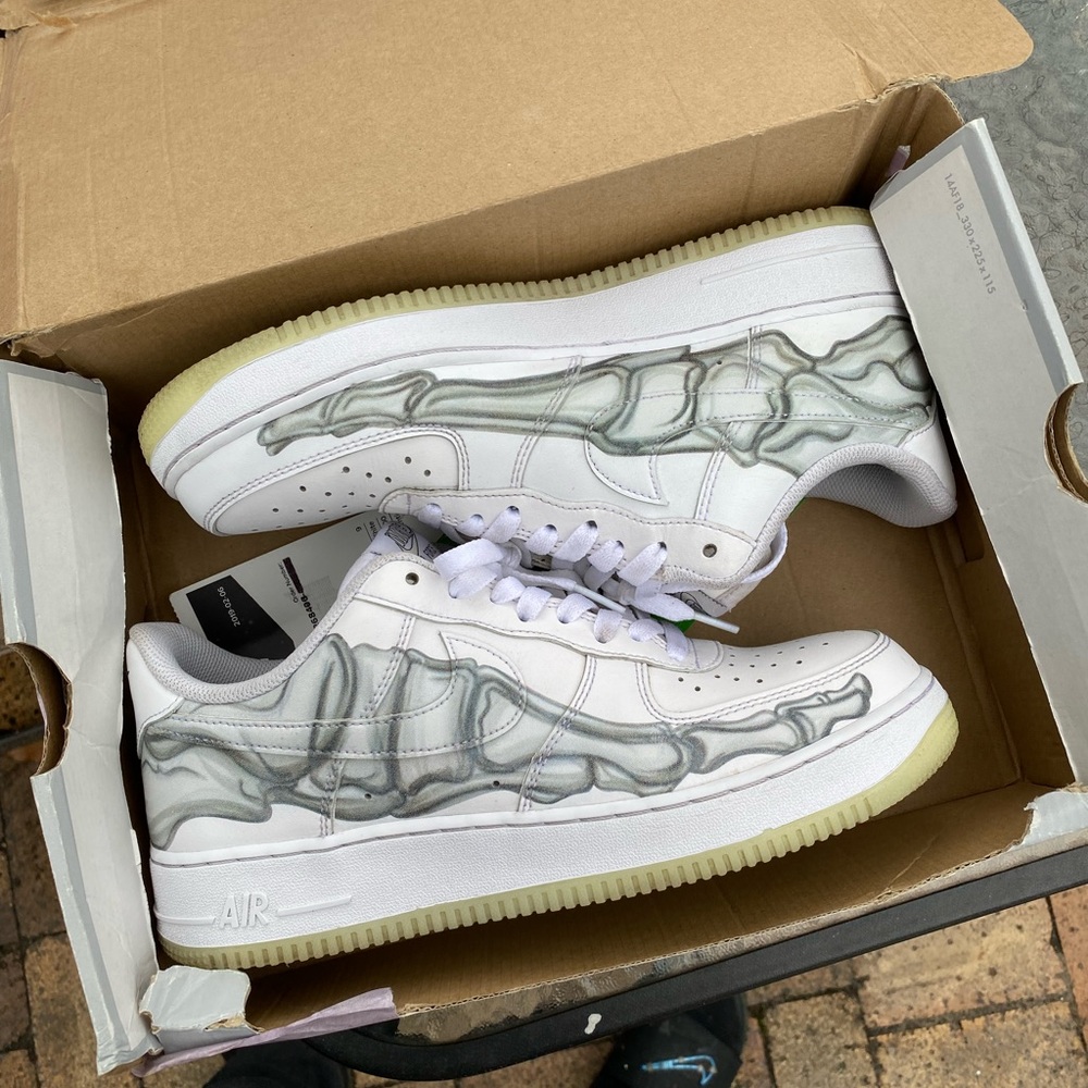 AF1